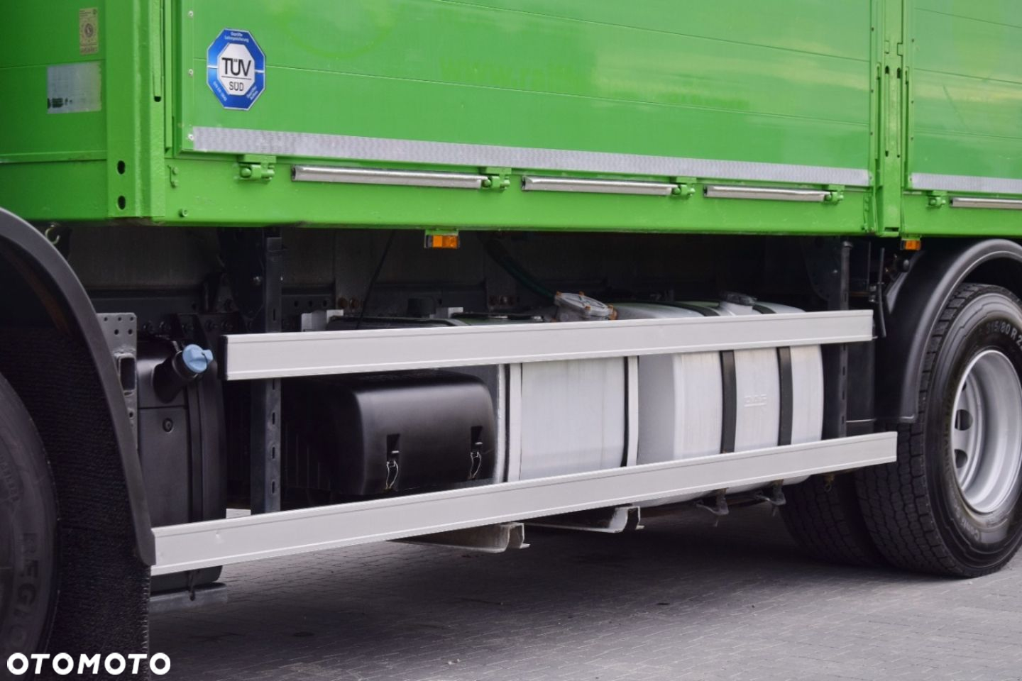 DAF CF 400 - 12
