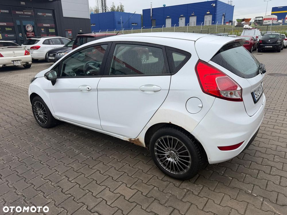 Ford Fiesta 1.25 Ambiente EU5 - 5