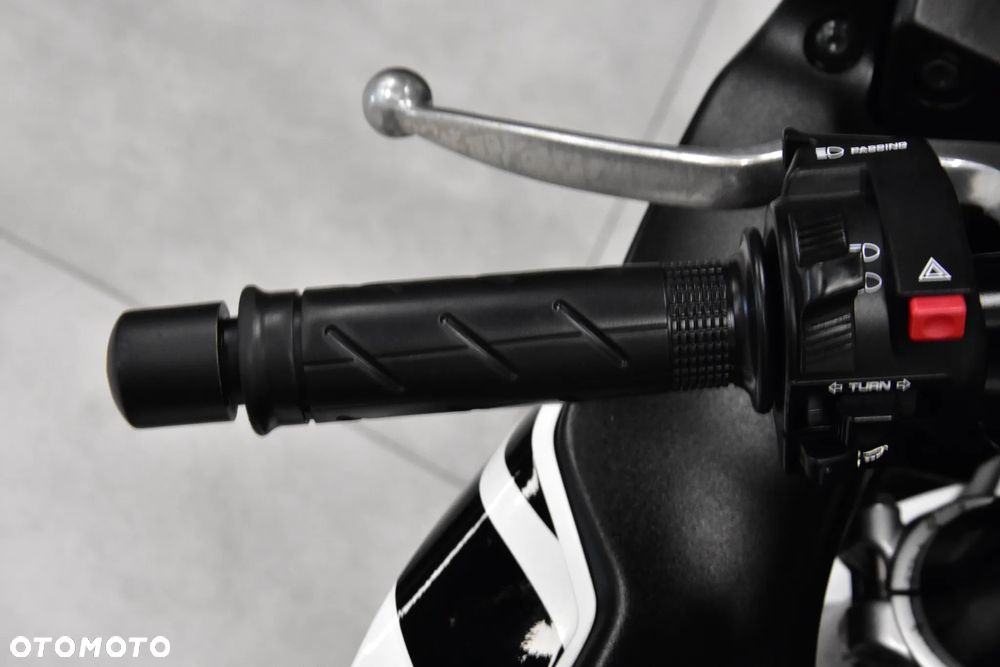 Honda CBR - 17