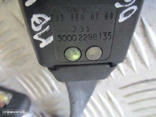 Pre-Tensor 2038600769 30002298135 MERCEDES W203 2006 4P TE - 3