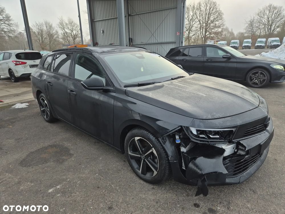 Opel Astra 1.2 Turbo Automatik GS Line - 2