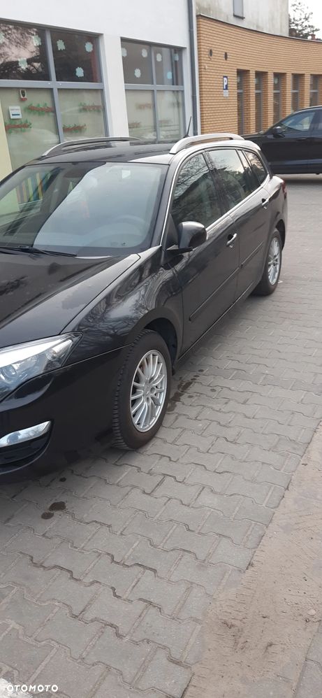 Renault Laguna dCi 110 FAP Bose Edition - 5