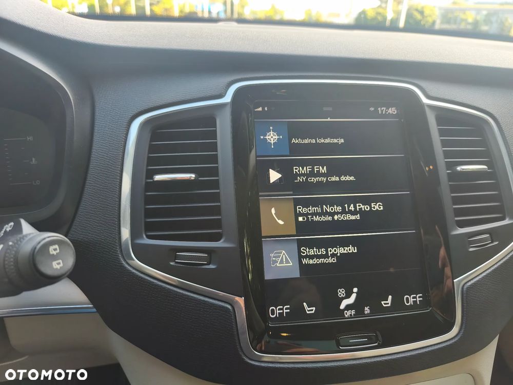 Volvo XC 90 T5 AWD Geartronic Momentum - 12