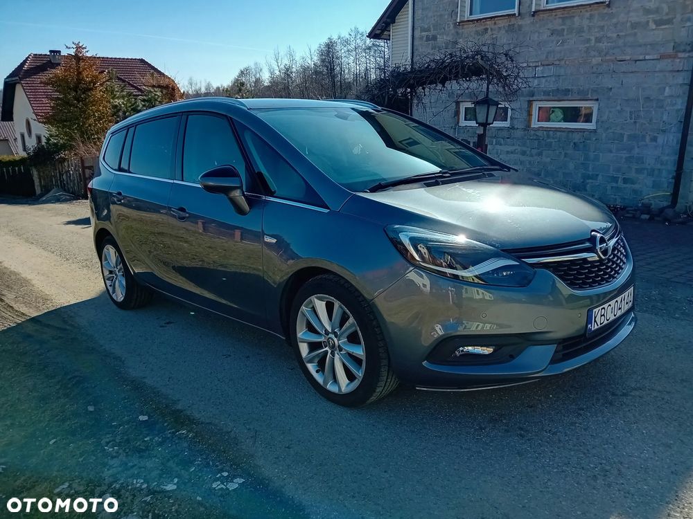 Opel Zafira - 2