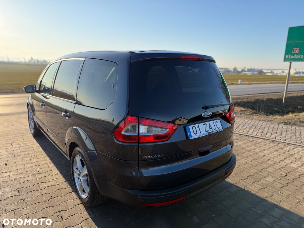 Ford Galaxy 2.0 TDCi Trend - 14