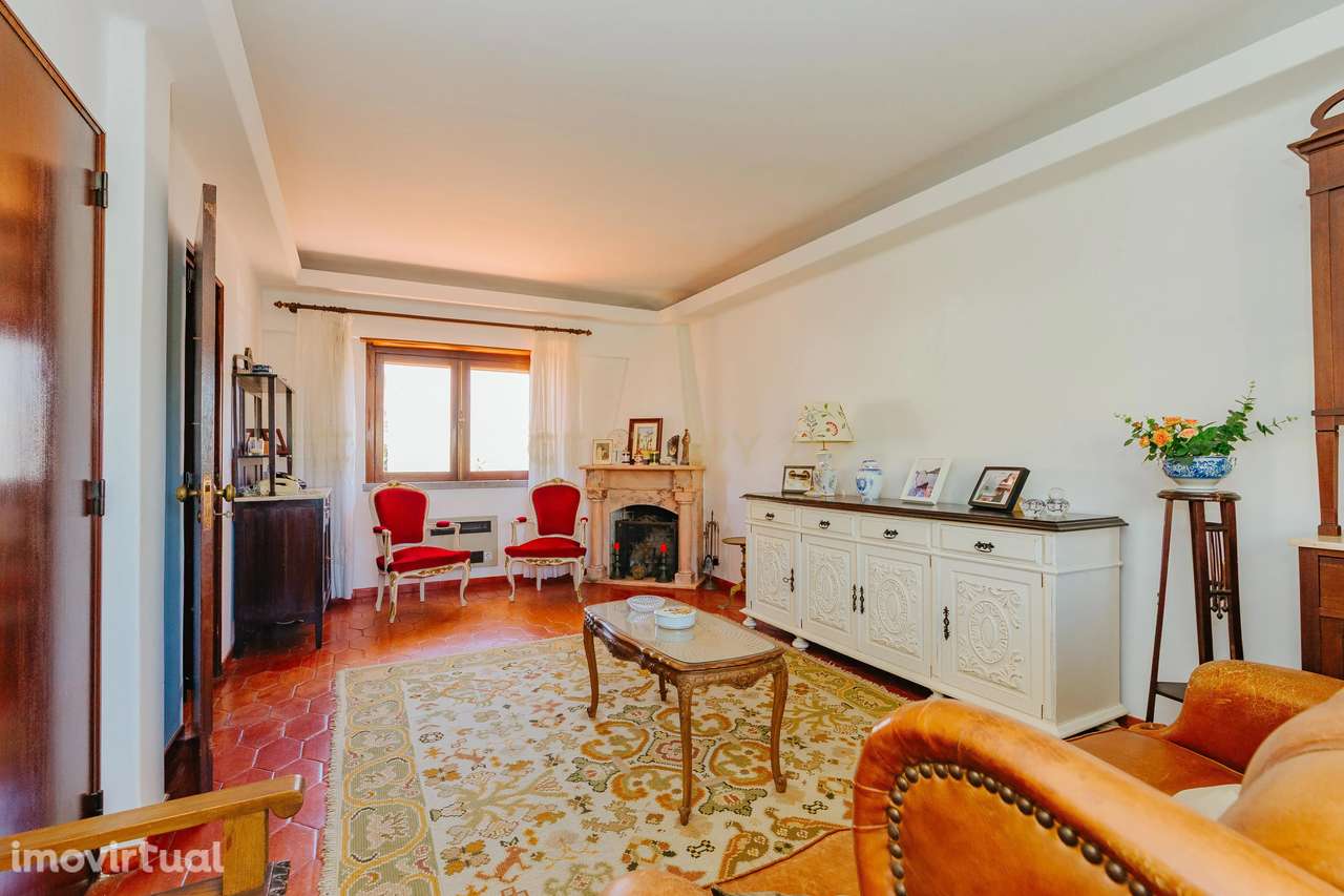 Espetacular Moradia T6 em Carcavelos, Cascais, de gaveto, num lote de - Grande imagem: 2/50