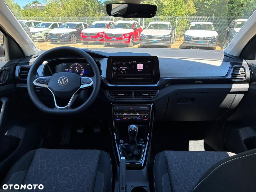 Volkswagen T-Cross - 13