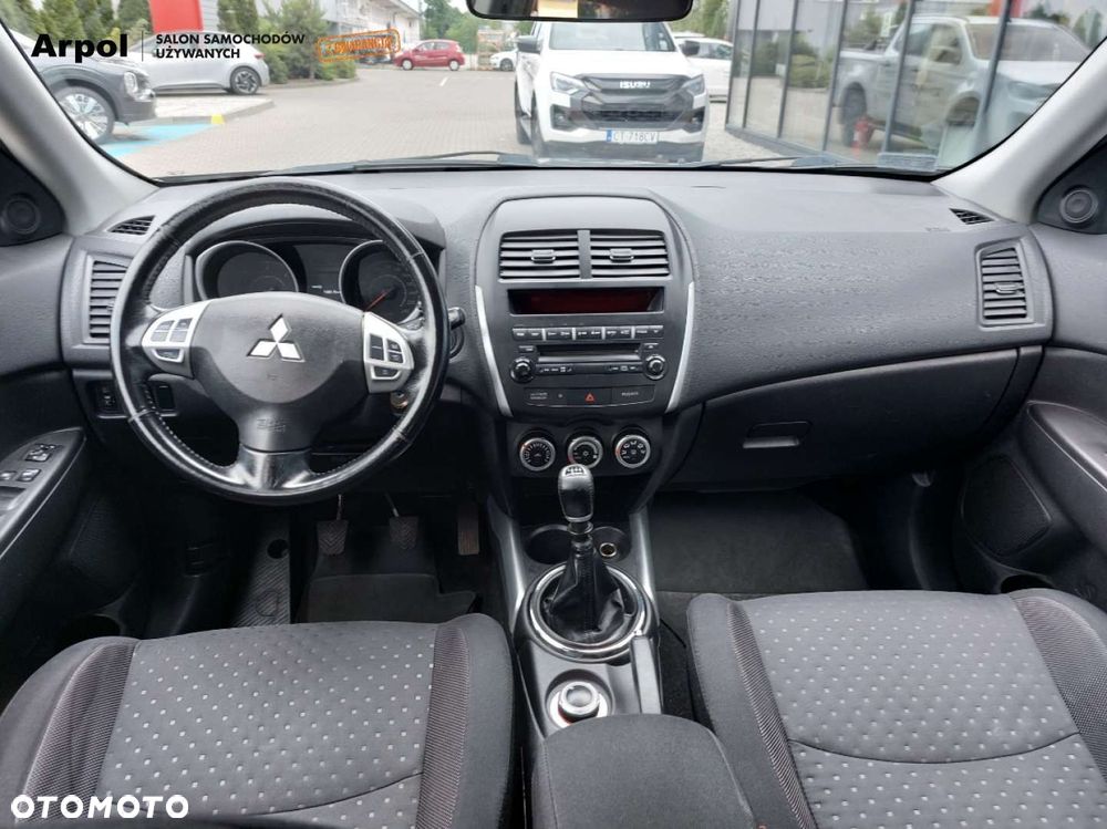 Mitsubishi ASX - 5