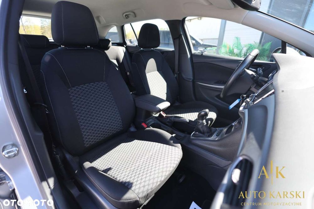 Opel Astra - 37