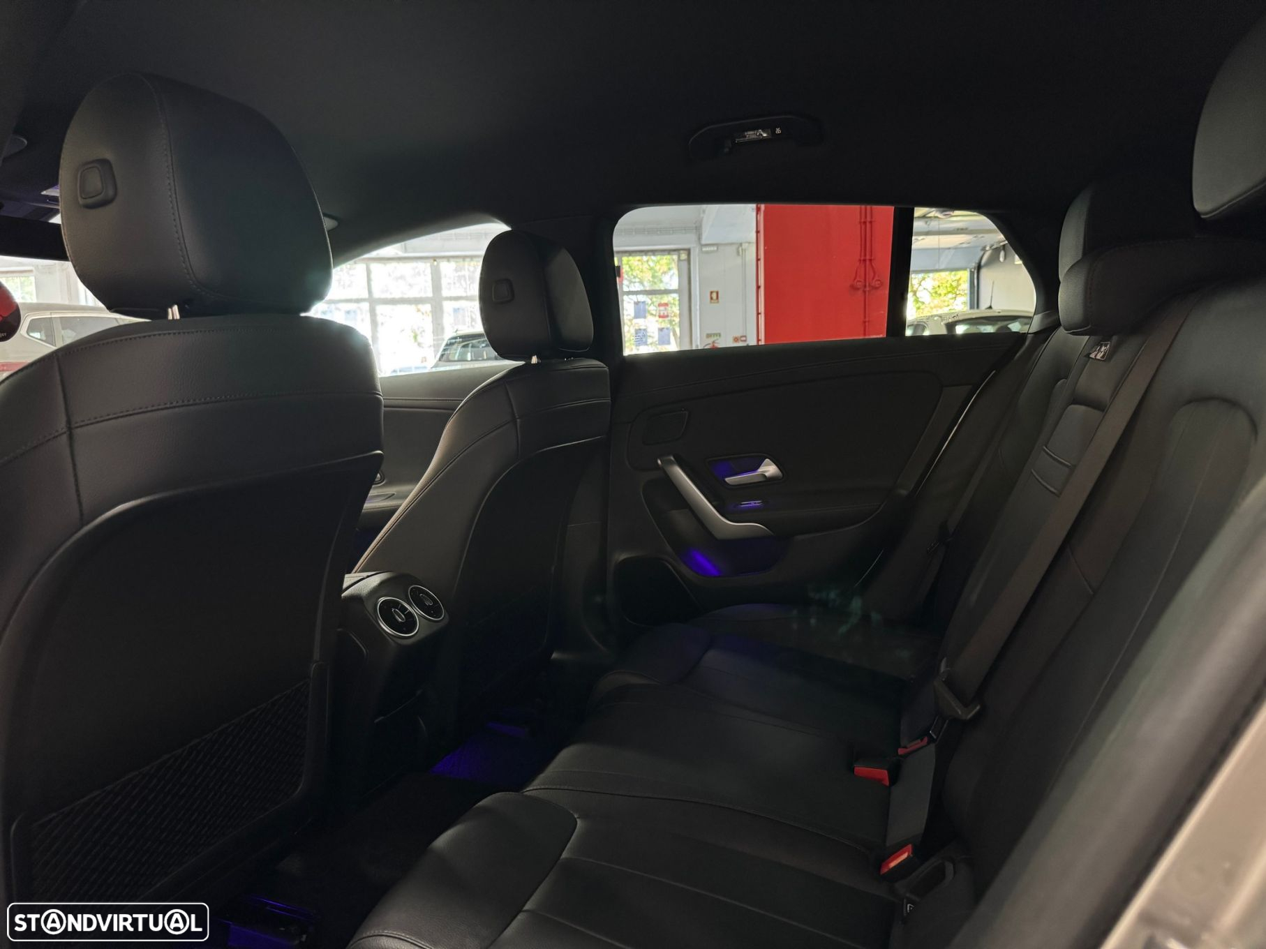 Mercedes-Benz CLA 180 d Shooting Brake Progressive - 44