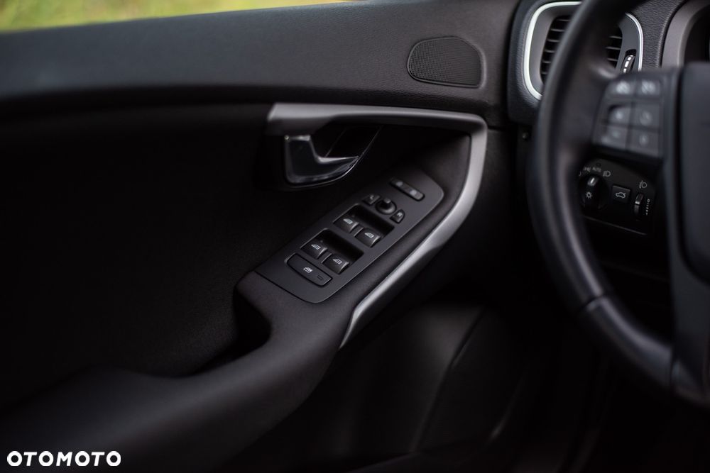 Volvo V40 T2 Geartronic - 12