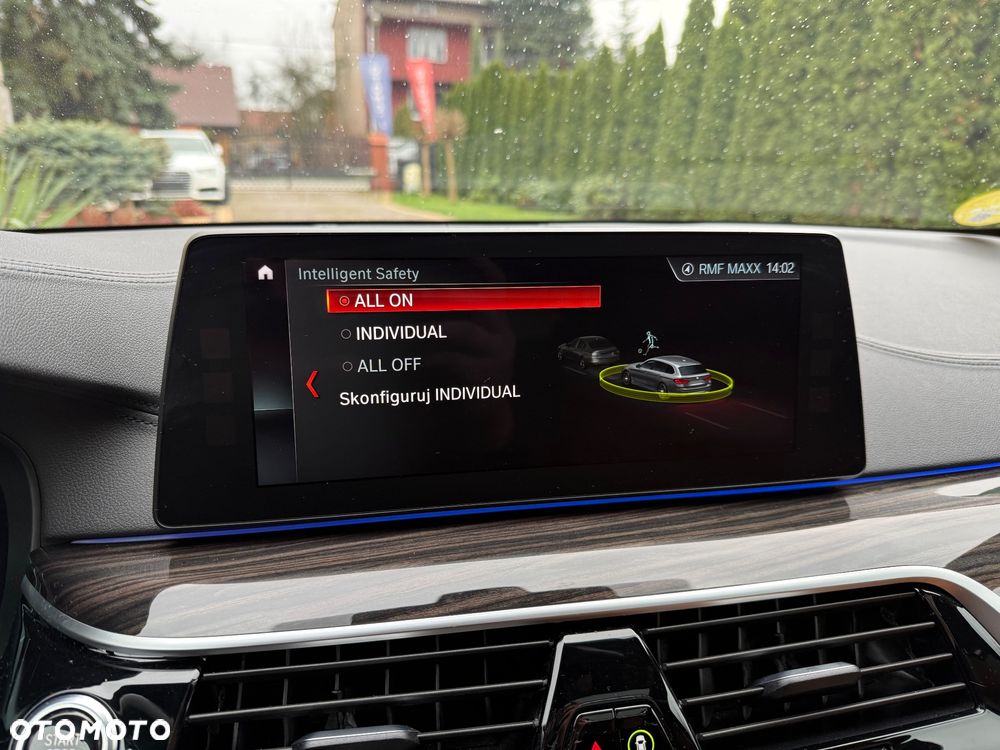 BMW Seria 5 520d Luxury Line - 37
