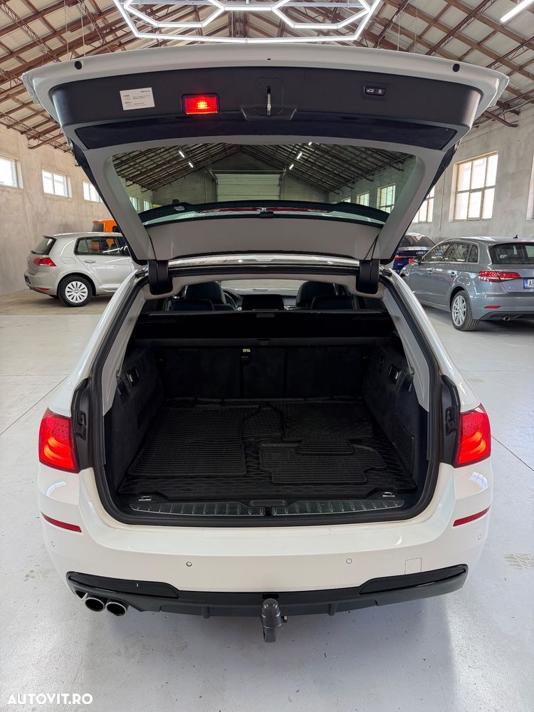 BMW Seria 5 525d xDrive Sport-Aut. - 24