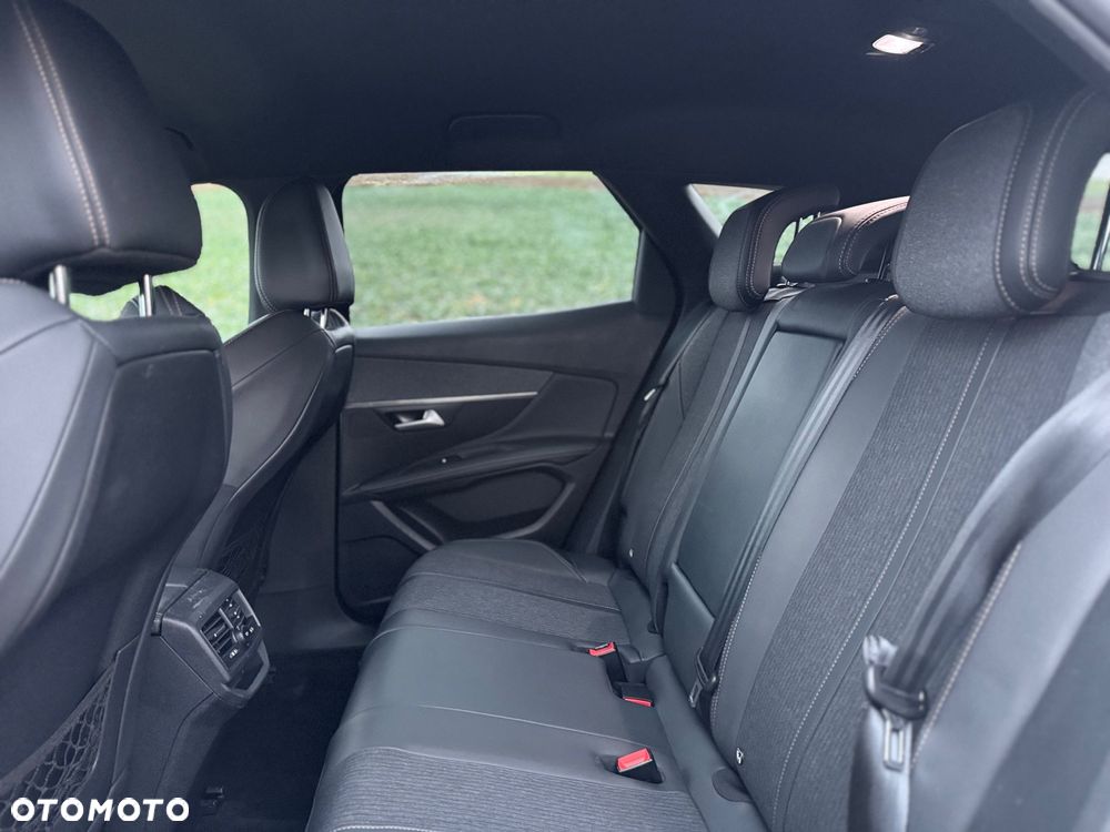 Peugeot 3008 1.5 BlueHDi GT Pack S&S EAT8 - 24