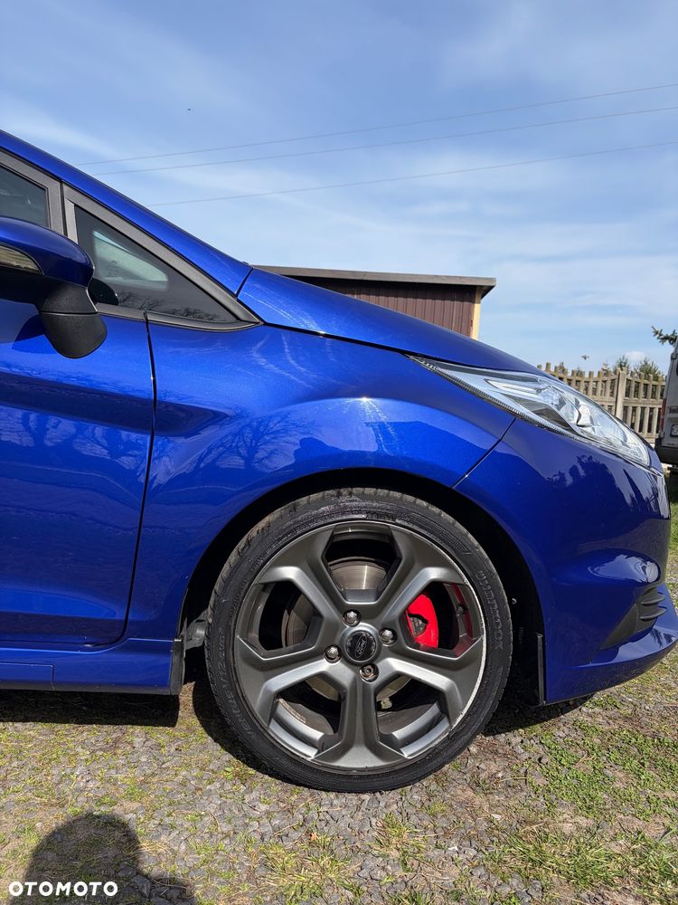 Ford Fiesta ST - 11
