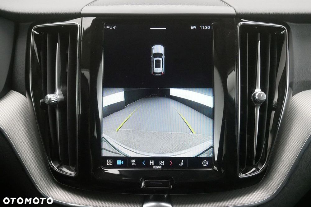 Volvo XC 60 - 22