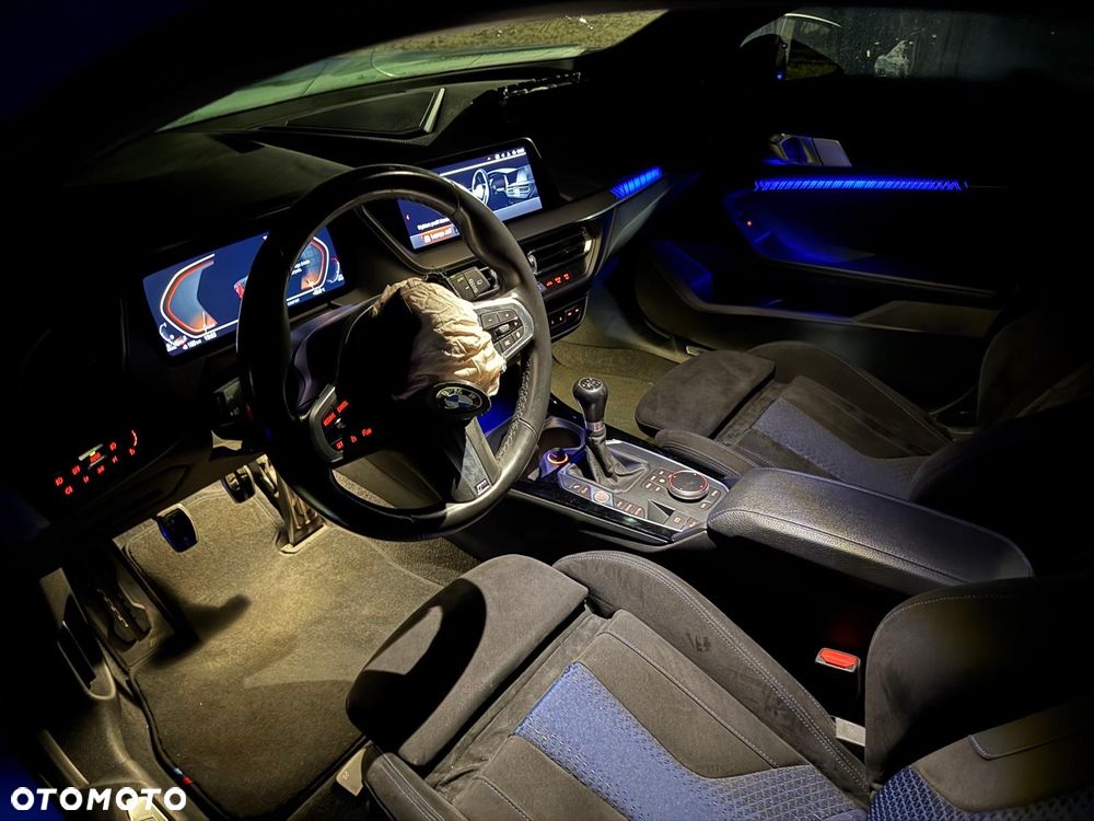 BMW Seria 1 118d M Sport - 23