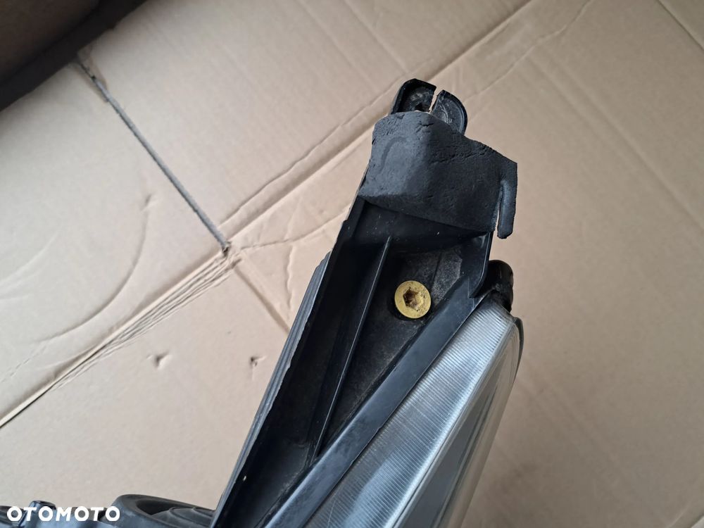 Ford C-max mk2 lift 2014- lampa lewy przód prawy przód - 10