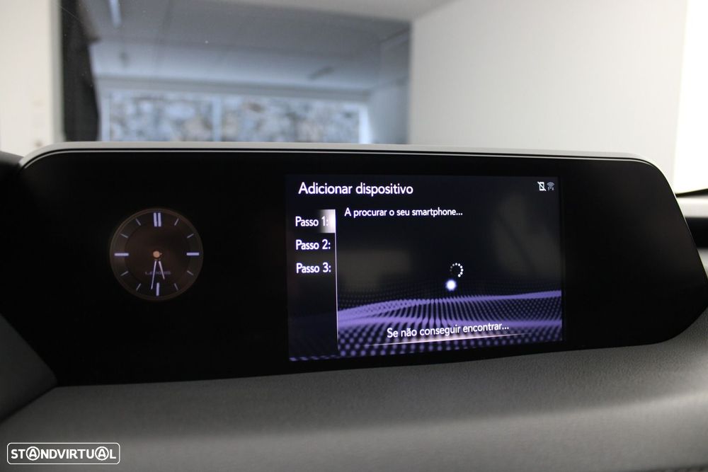 Lexus UX 250h Premium - 18