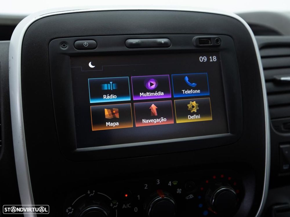Renault Trafic - 17