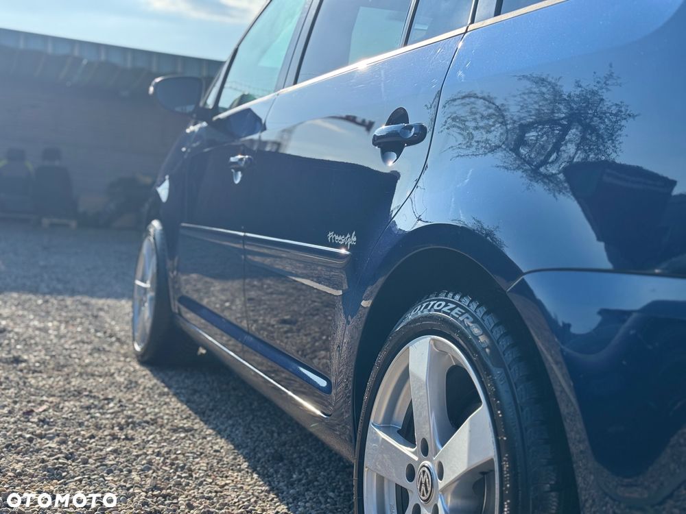 Volkswagen Touran 1.9 TDI DPF Freestyle - 9