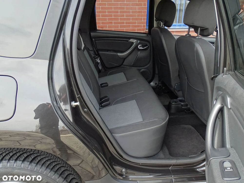 Dacia Duster 1.2 TCe Celebration - 23