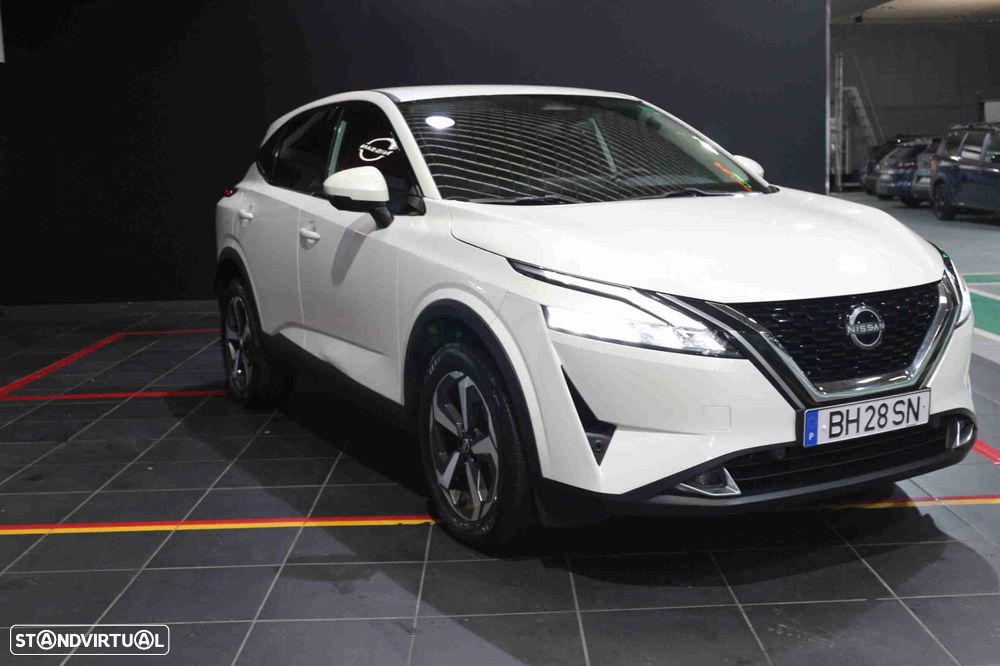 Nissan Qashqai 1.3 DIG-T N-Connecta LED