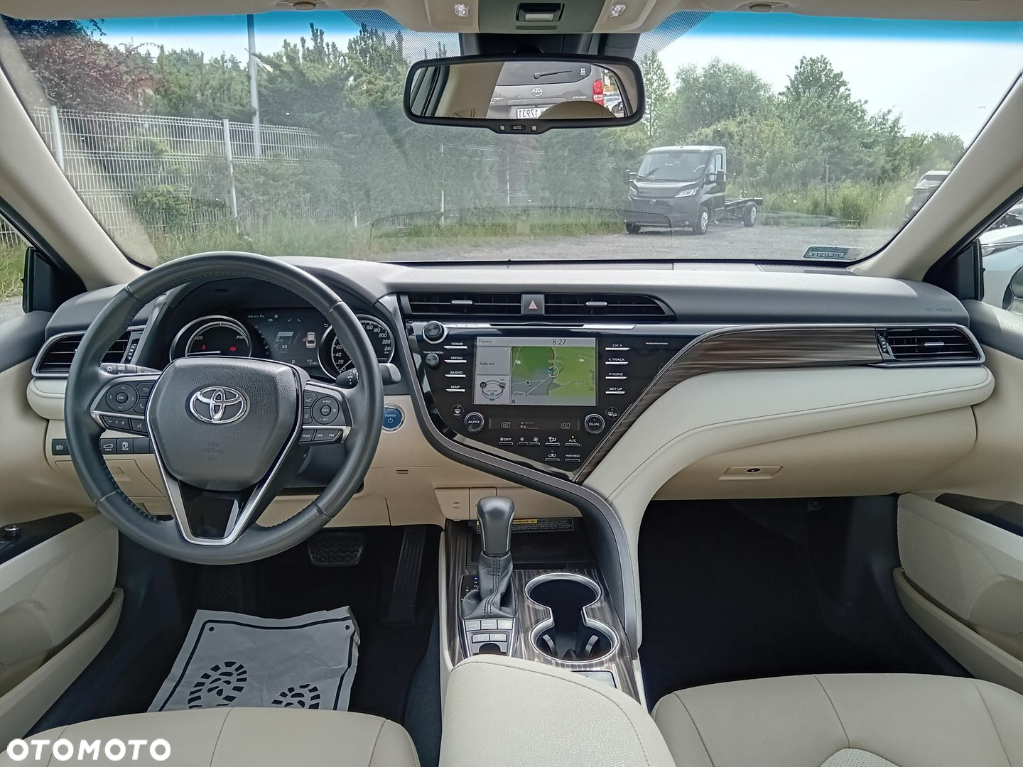 Toyota Camry - 6