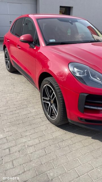 Porsche Macan - 1