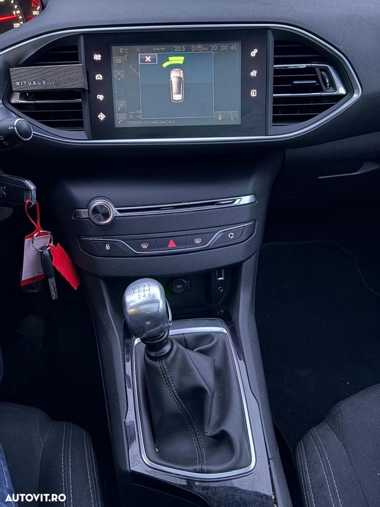 Peugeot 308 SW BlueHDi 120 Stop & Start Active - 11