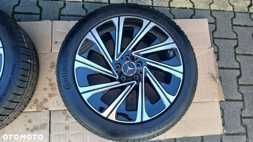 Obręcz wieloramienna Mercedes-Benz 48,3 cm (19 cali) - 11