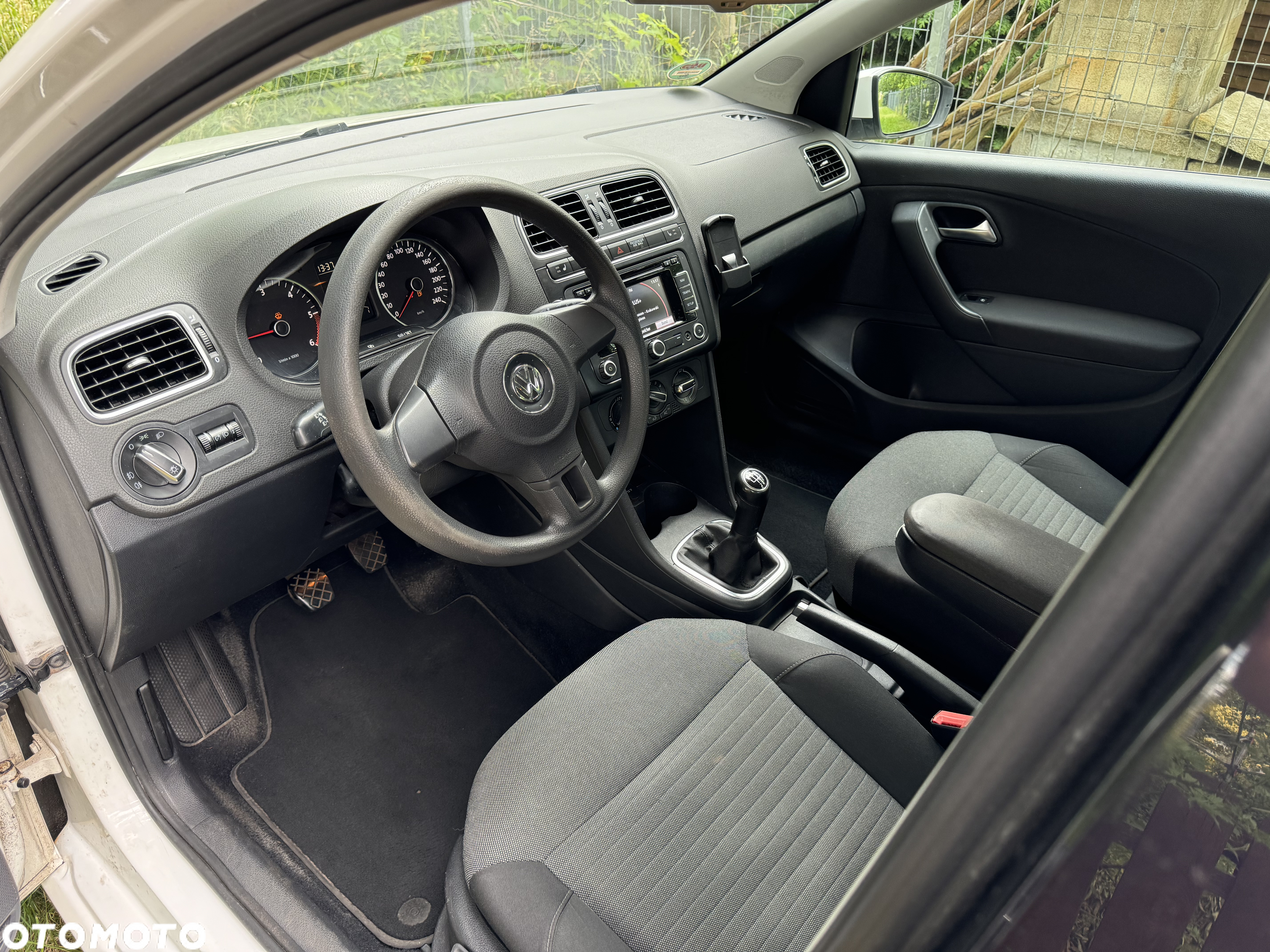 Volkswagen Polo 1.6 TDI Comfortline - 8