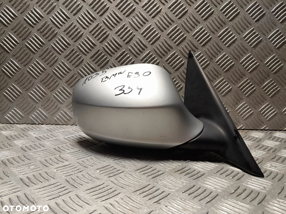 BMW E90 LUSTERKO PRAWE PRZEDNIE PRAWY PRZÓD KOLOR: 354 - 1