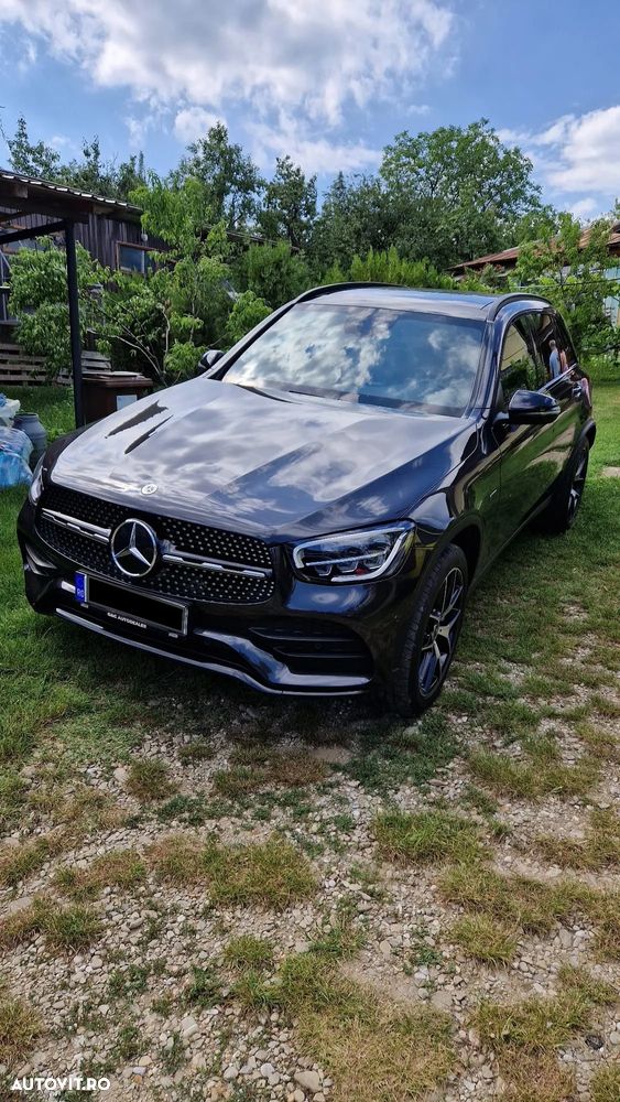 Mercedes-Benz GLC 300 e 4MATIC - 2