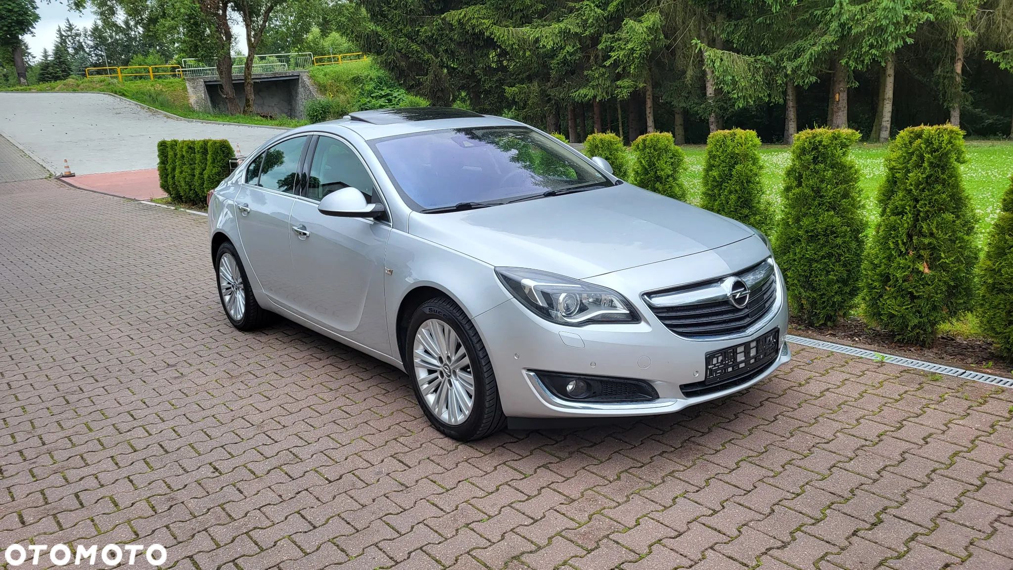 Opel Insignia 1.6 T Cosmo S&S - 1