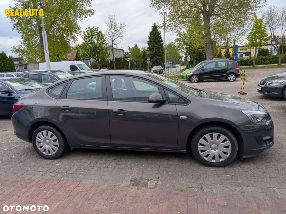 Opel Astra - 6