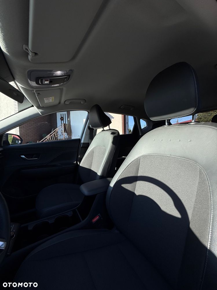 Hyundai Kona - 11