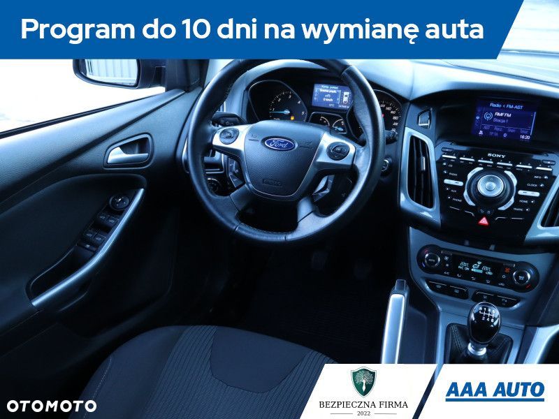 Ford Focus SW - 9