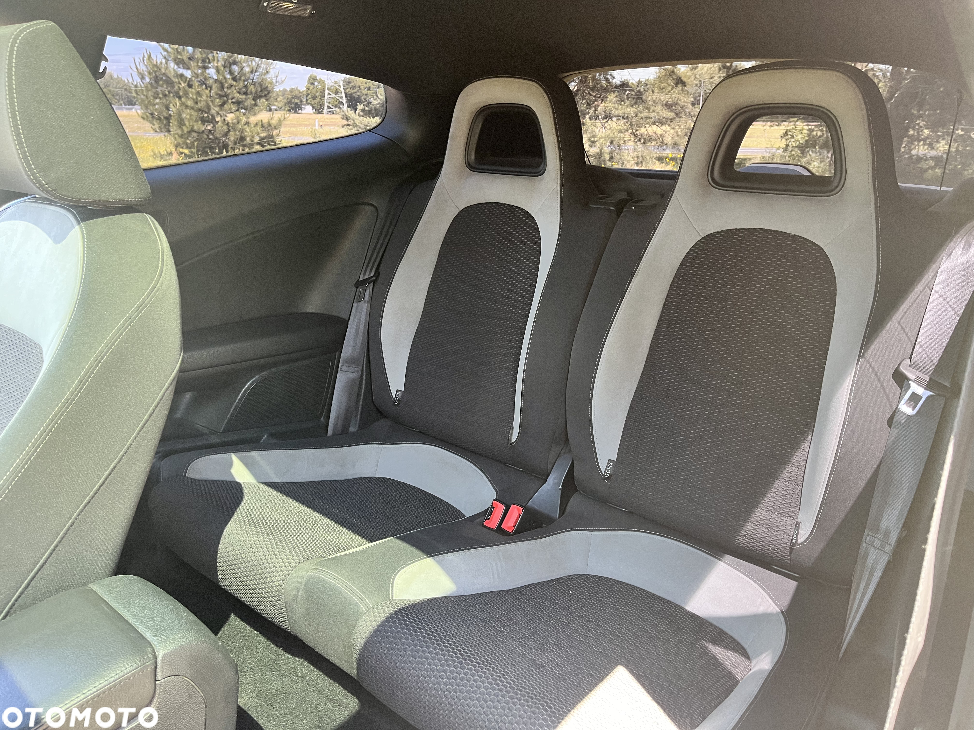 Volkswagen Scirocco 2.0 TDI - 14