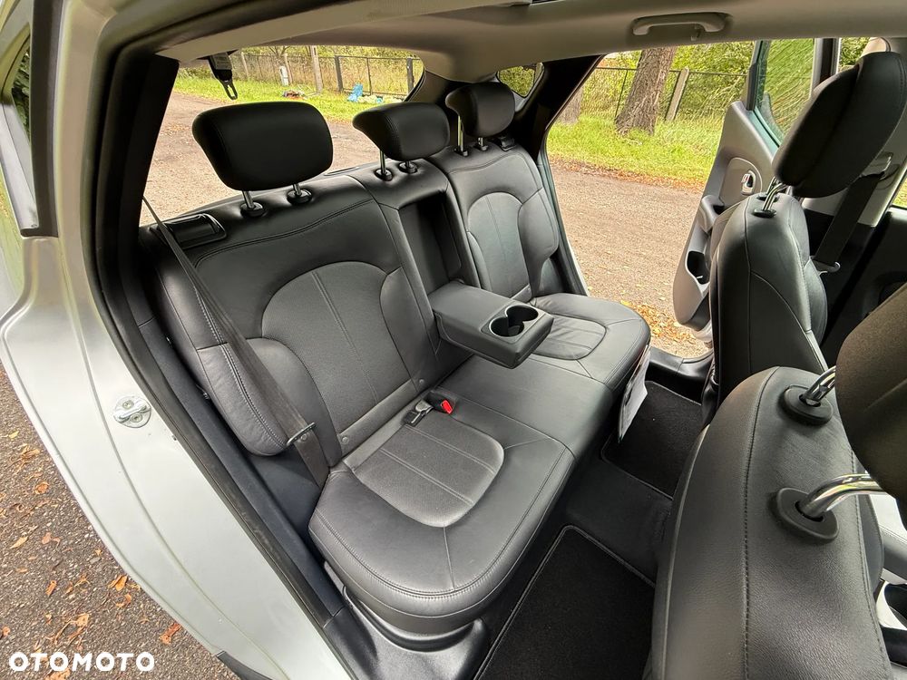 Hyundai ix35 2.0 CRDi 4WD Automatik Premium - 30