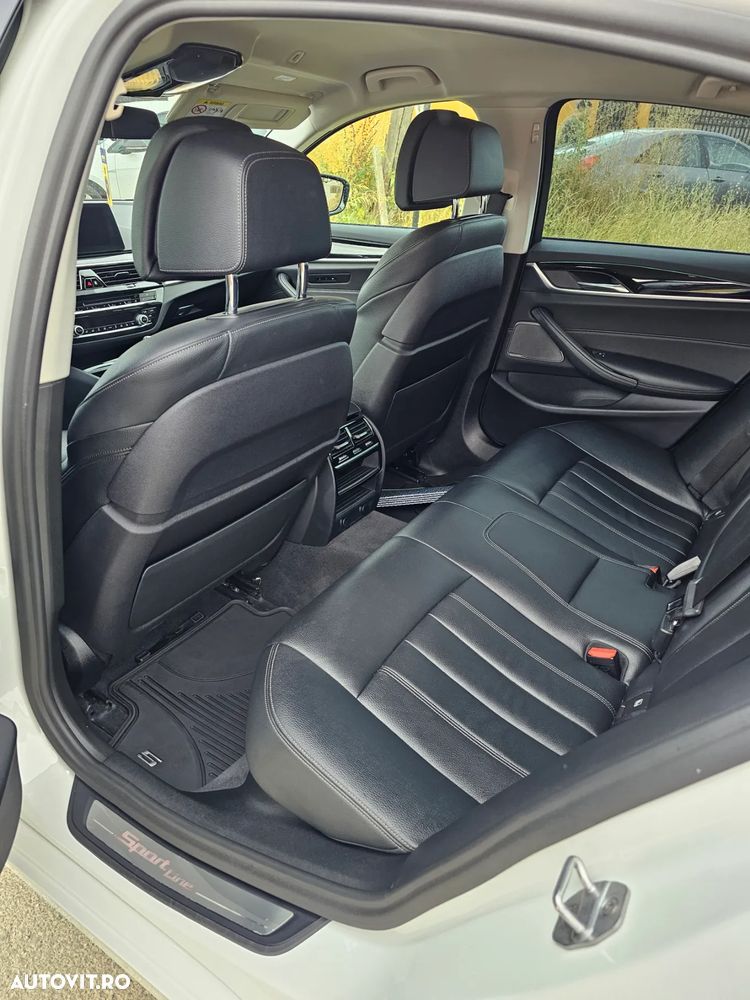 BMW Seria 5 530i xDrive AT - 6