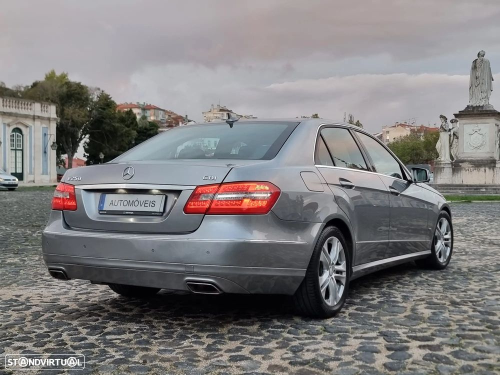Mercedes-Benz E 250 CDi Avantgarde BlueEfficiency - 2