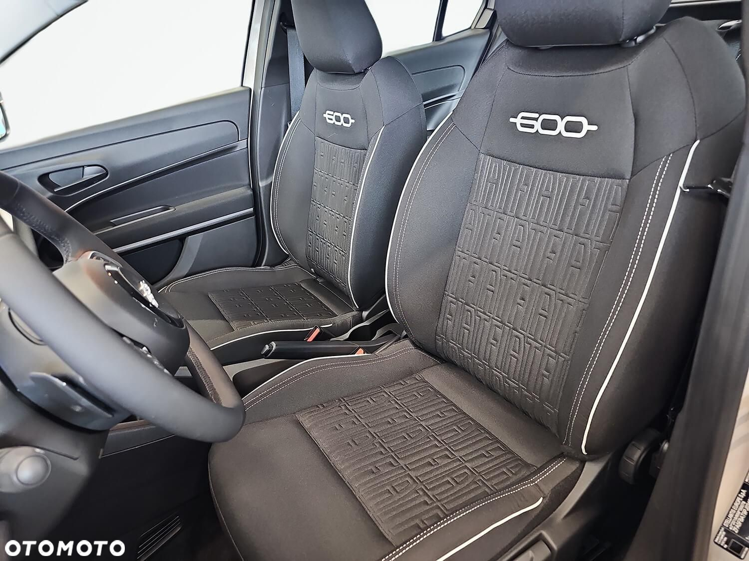Fiat 600 1.2 Turbo Hybrid eDCT - 10
