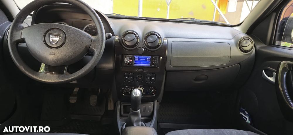 Dacia Duster 1.6 4x2 Laureate - 14