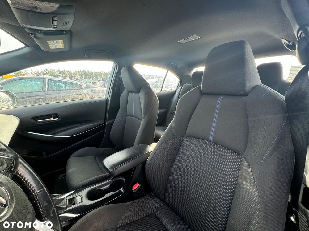 Toyota Corolla - 15