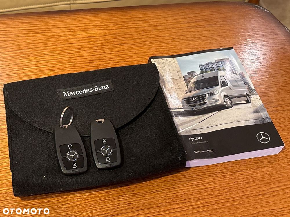 Mercedes-Benz Sprinter Long SELECT 9G-Tronic 907.235 - 40