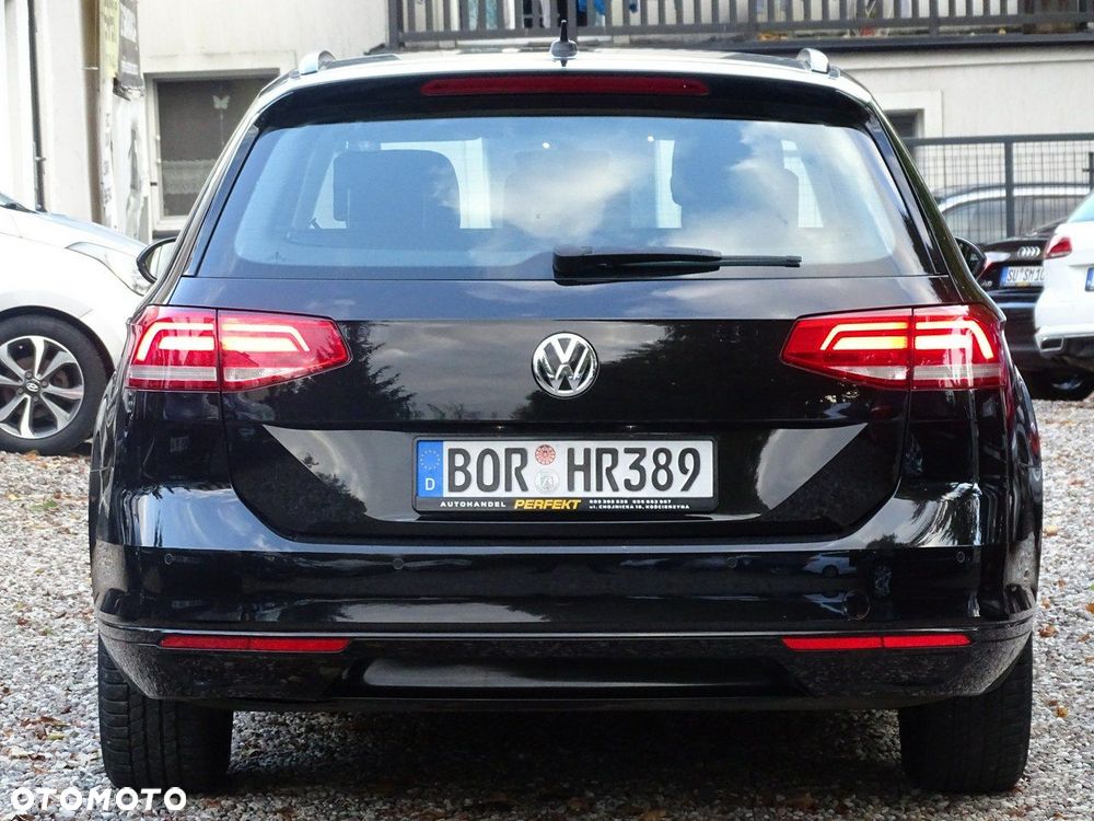 Volkswagen Passat - 10