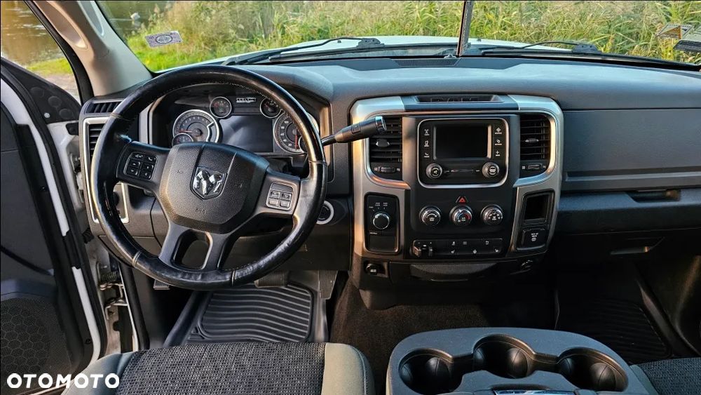 Dodge RAM - 26