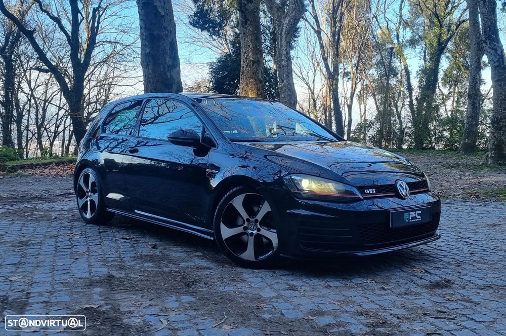 VW Golf 2.0 TSi GTi - 1