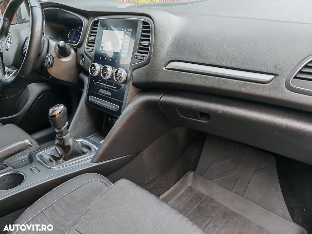 Renault Megane BLUE dCi 115 BUSINESS EDITION - 11